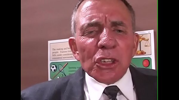 Schoolgirl gets fuck by principal and teacher at the same time – DP